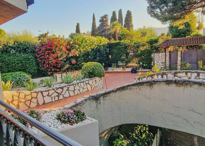 Domus Dea Appartement *